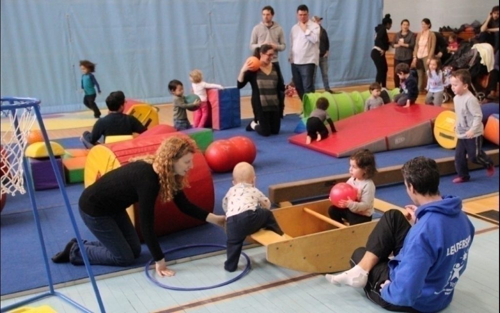 kids gYm carousel at YM&ДА