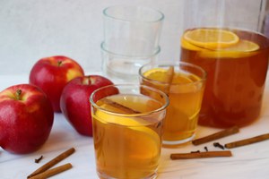 spiced cider at YM&EVET